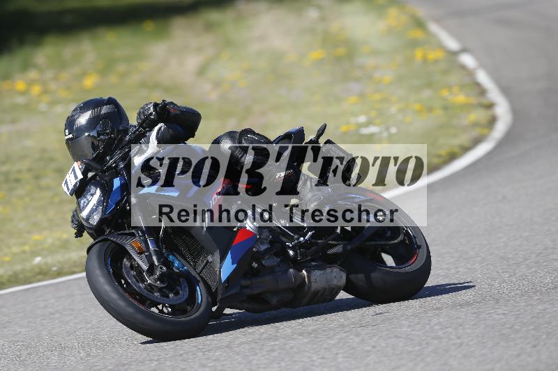 /05 07.04.2026 Cornu Master School ADR/Gruppe rot/11